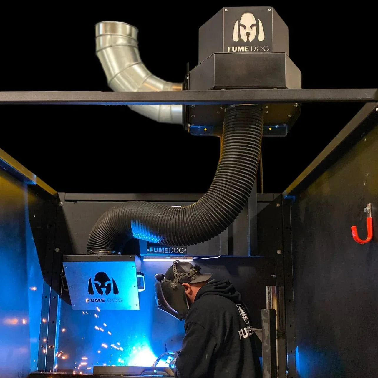 Fume Dog Magnetic Wall Mount Weld Fume Extractor ExhaustWorking