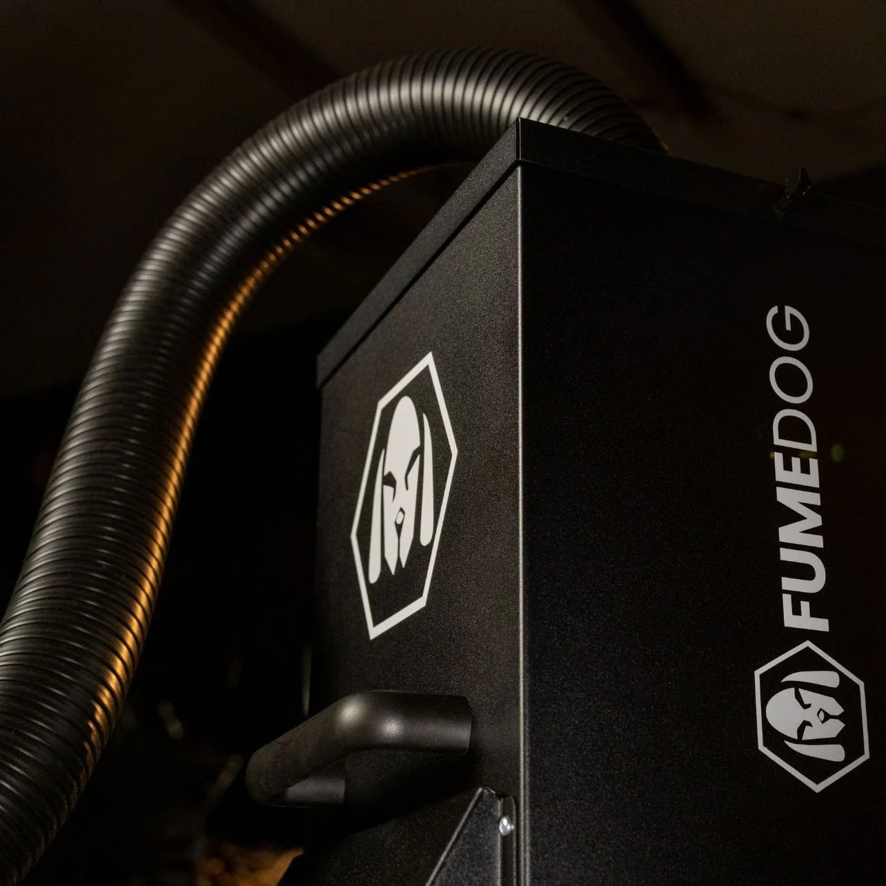 Fume Dog Spot Welding Fume  Soldering Extractor Mchine Logo