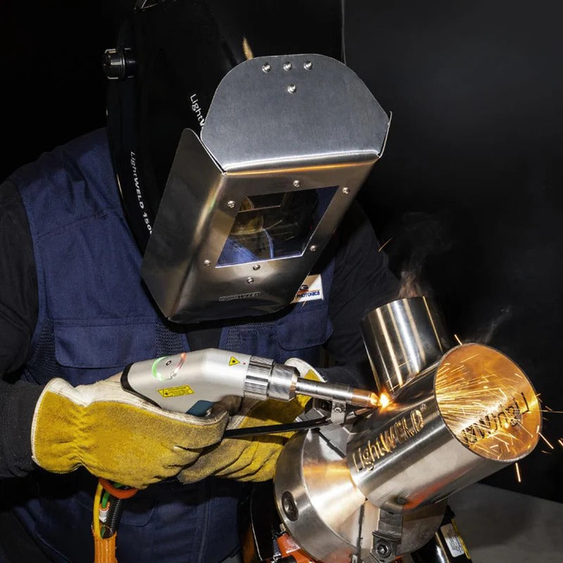 LightWELD 1500 Handheld Laser Welding System Welding