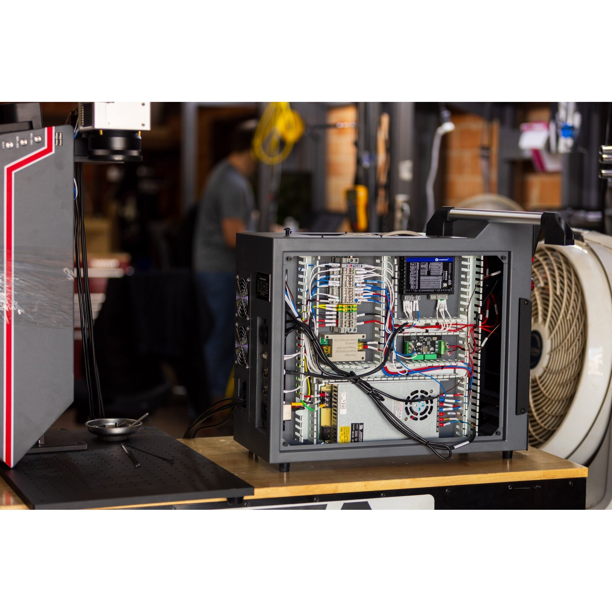 SA Laser Edge Series 50W Fiber Laser Cable Management