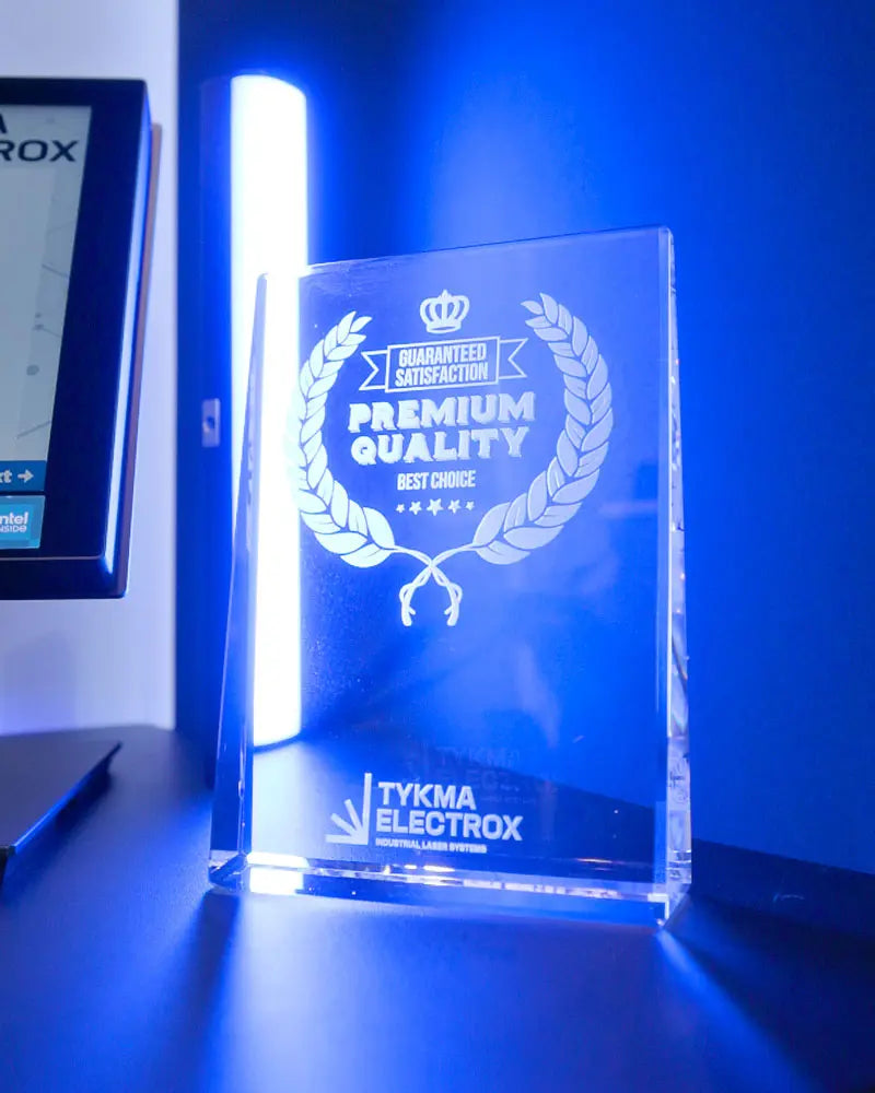 Glass engraving with UV laser inner engraving